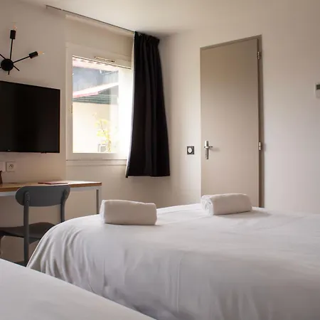 Hotel Les Genets Bayonne Exterior photo