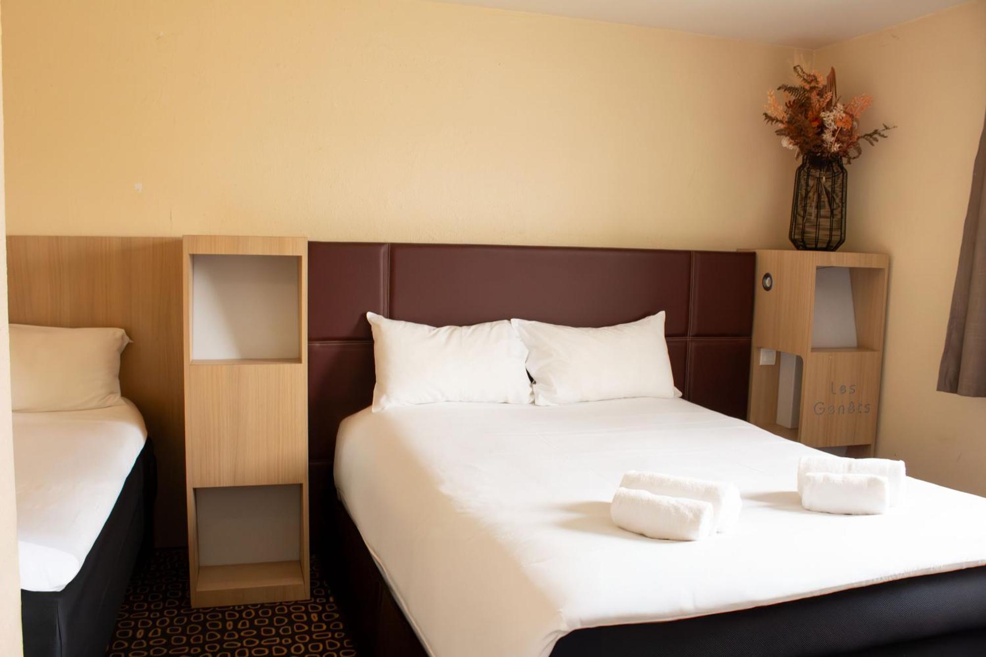 Les Genets Hotel